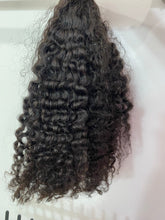 Close-up of NS Everyday Kinky Curly hair texture
